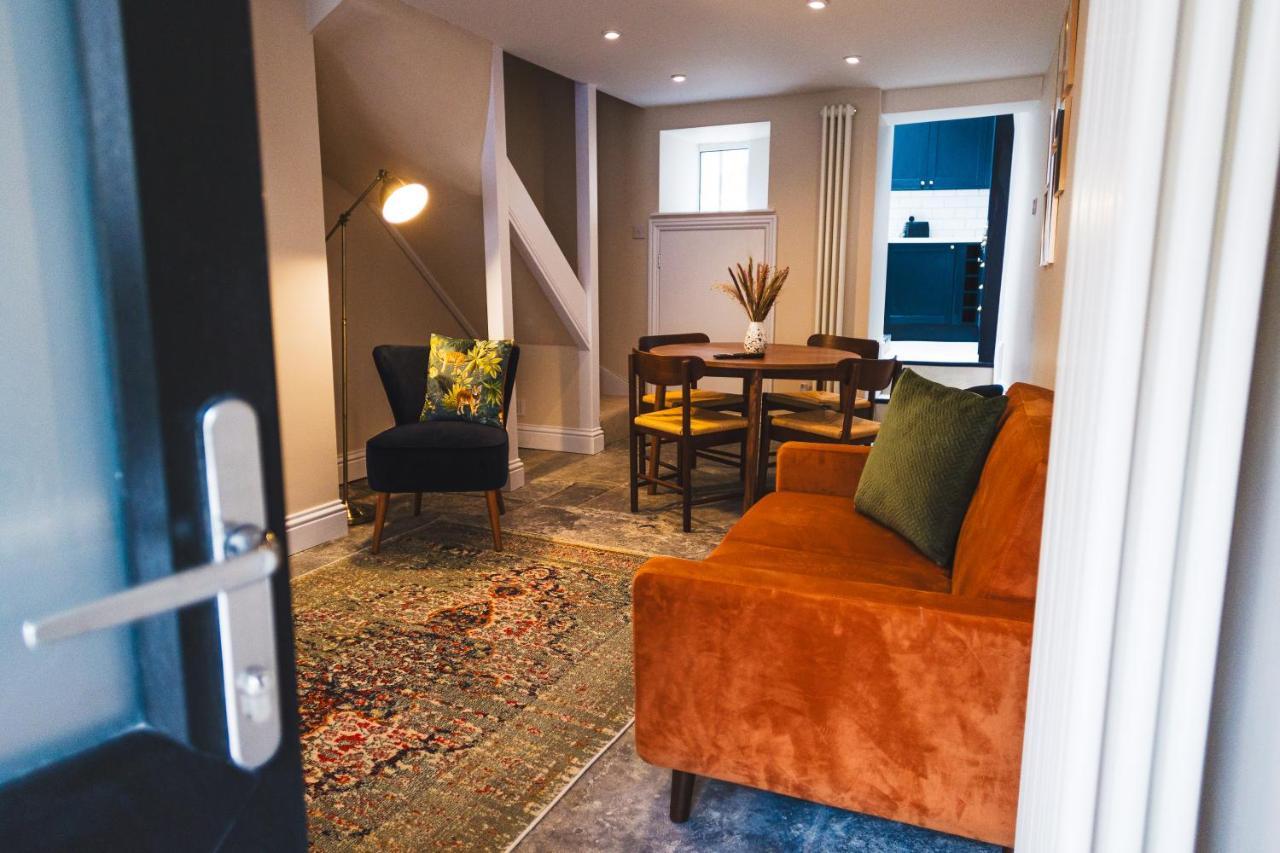 Cathys Cottage, Sun Trap Patio, Modern 3 Bed, Central, Parking Crewkerne Buitenkant foto